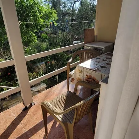 Pensión Harmony Vlorë